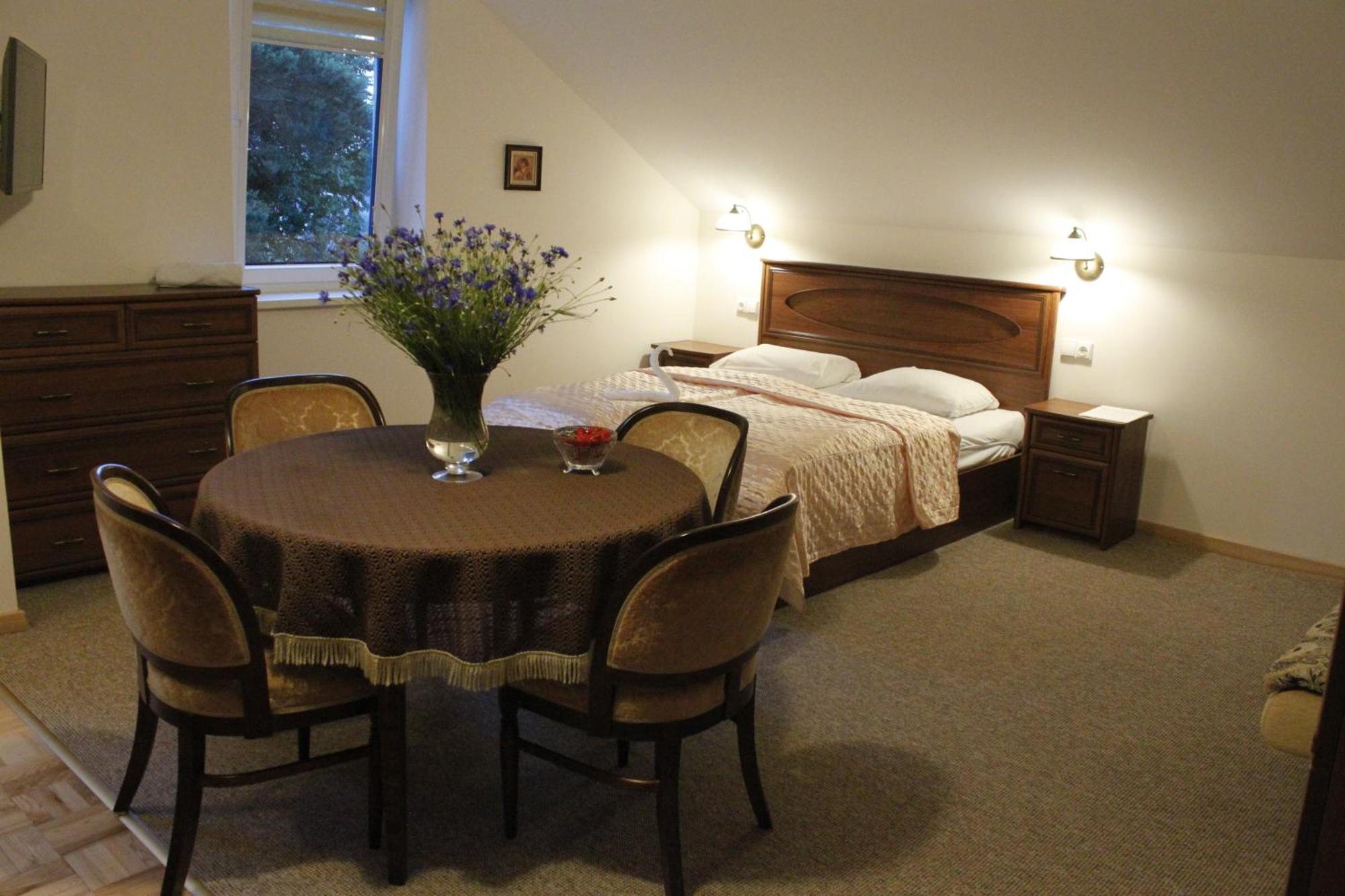 Elena Hotel Паланга Екстериор снимка